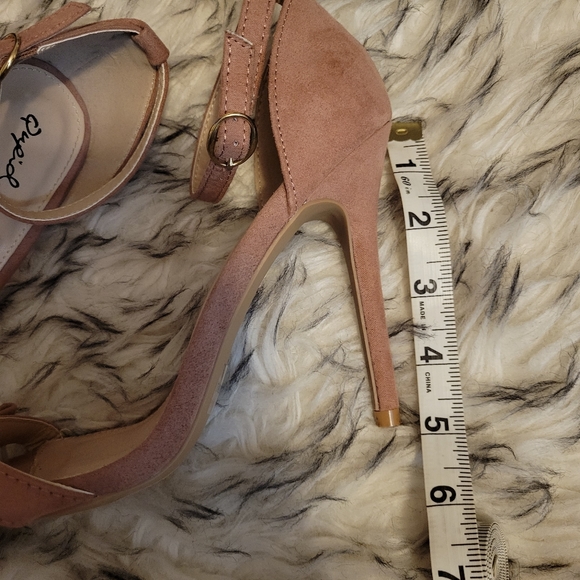Pink suede bow heels 8.5 - Picture 3 of 6